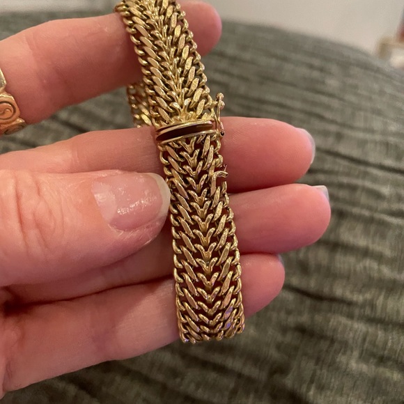 14K Italian Gold Bracelet - Picture 4 of 6